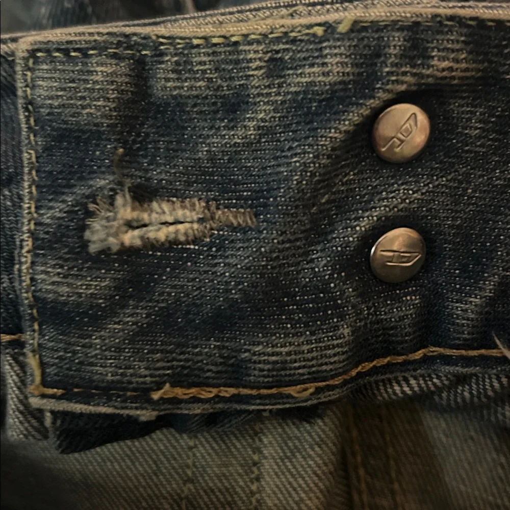 VINTAGE DIESEL MADE IN ITALY LOW RISE DENIM - Picture 7 of 15